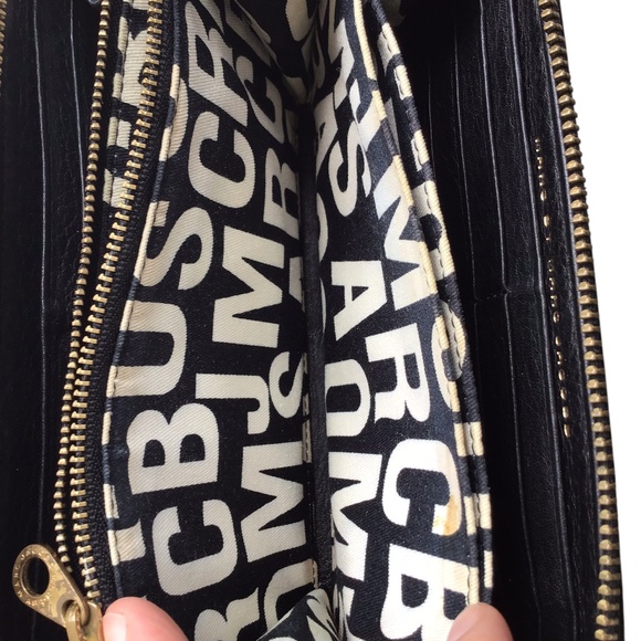 Marc By Marc Jacobs Wallet - Picture 14 of 16